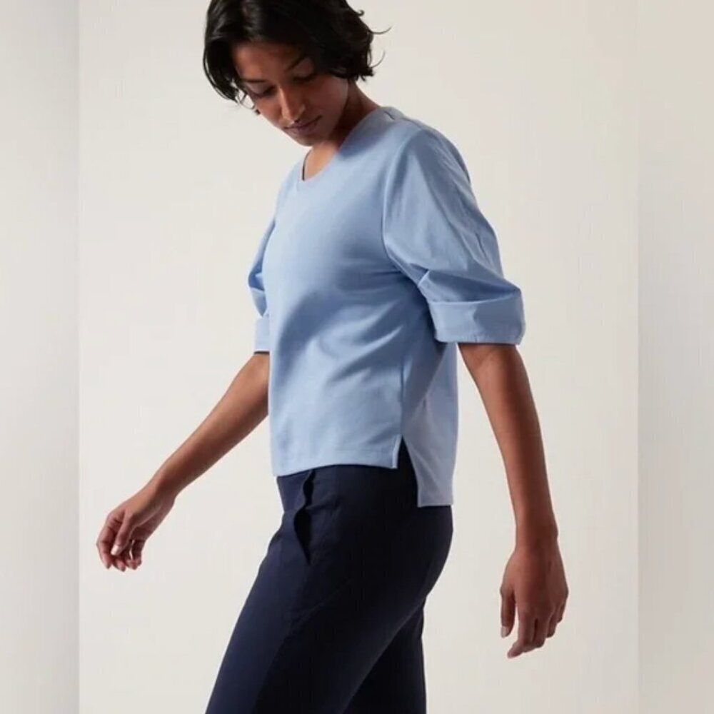 NWT Athleta Harlow Hybrid Tee